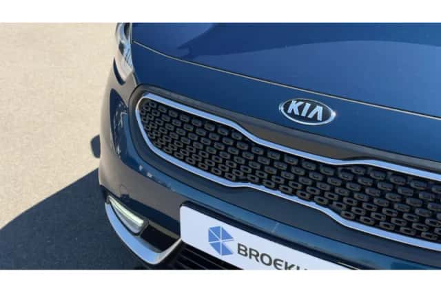 Kia Niro (2017) thumbnail 3