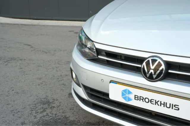 Volkswagen Polo (2021) thumbnail 3