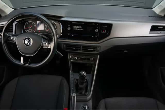 Volkswagen Polo (2021) thumbnail 5