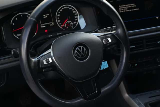 Volkswagen Polo (2021) thumbnail 6