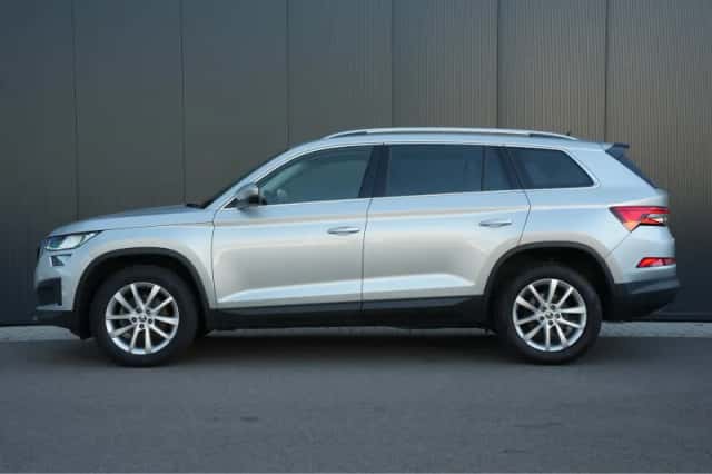 Škoda Kodiaq (2023) thumbnail 3