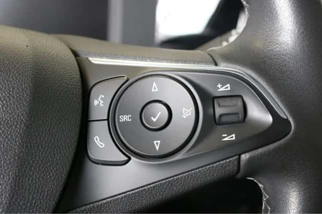 Opel Mokka (2022) thumbnail 23