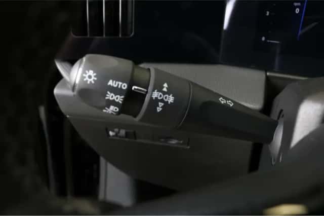 Opel Astra (2023) thumbnail 25