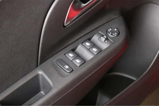 Opel Corsa (2024) thumbnail 16