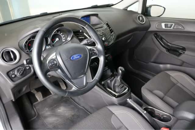 Ford Fiesta (2017) thumbnail 12