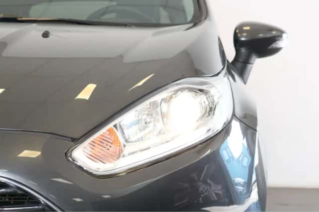 Ford Fiesta (2017) thumbnail 7