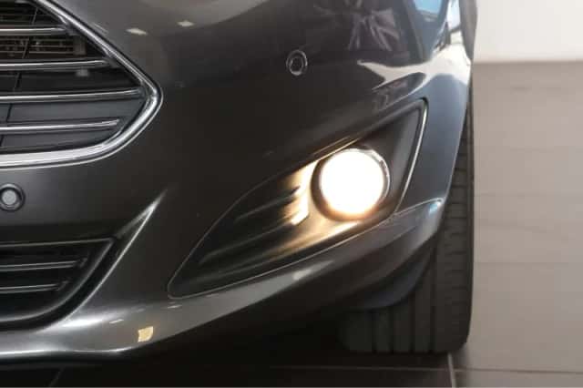 Ford Fiesta (2017) thumbnail 8