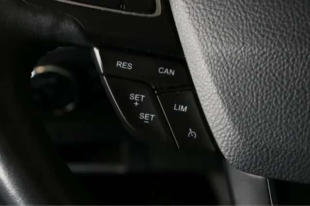 Ford EcoSport (2018) thumbnail 21
