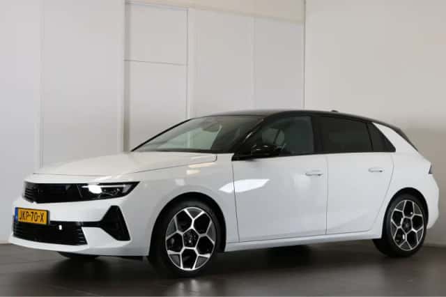 Opel Astra (2025) thumbnail 1