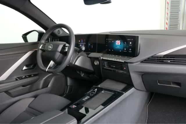 Opel Astra (2025) thumbnail 12