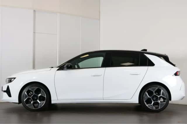 Opel Astra (2025) thumbnail 3