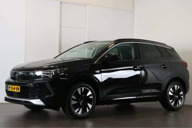 Opel Grandland (2022) thumbnail 1