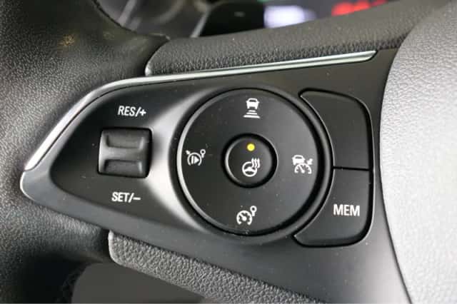 Opel Grandland (2022) thumbnail 32
