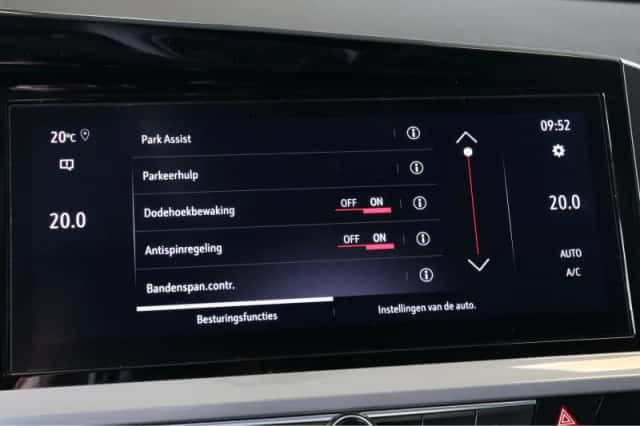 Opel Grandland (2022) thumbnail 41