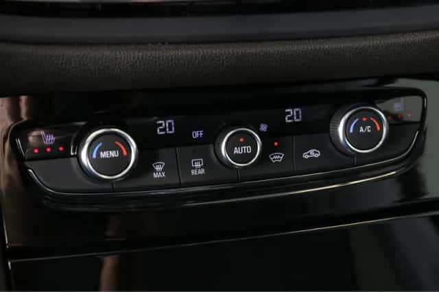 Opel Grandland (2022) thumbnail 44