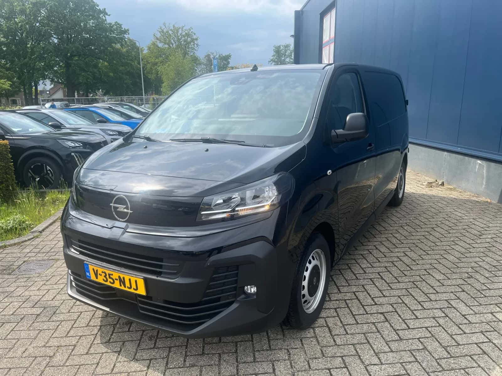 Opel Vivaro (2025) — foto 1