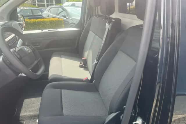 Opel Vivaro (2025) thumbnail 12