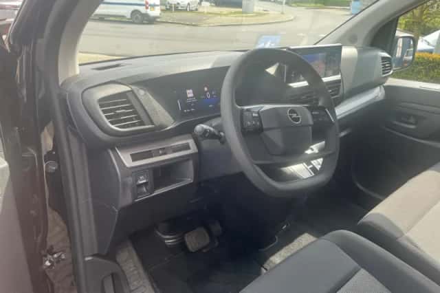 Opel Vivaro (2025) thumbnail 13
