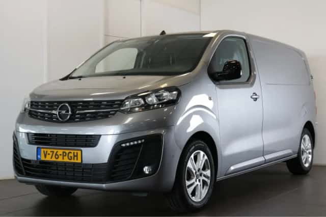 Opel Vivaro (2024) thumbnail 1