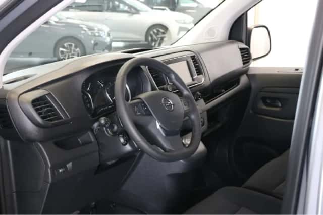 Opel Vivaro (2024) thumbnail 12