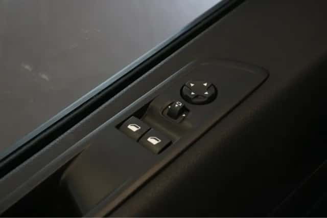 Opel Vivaro (2024) thumbnail 17