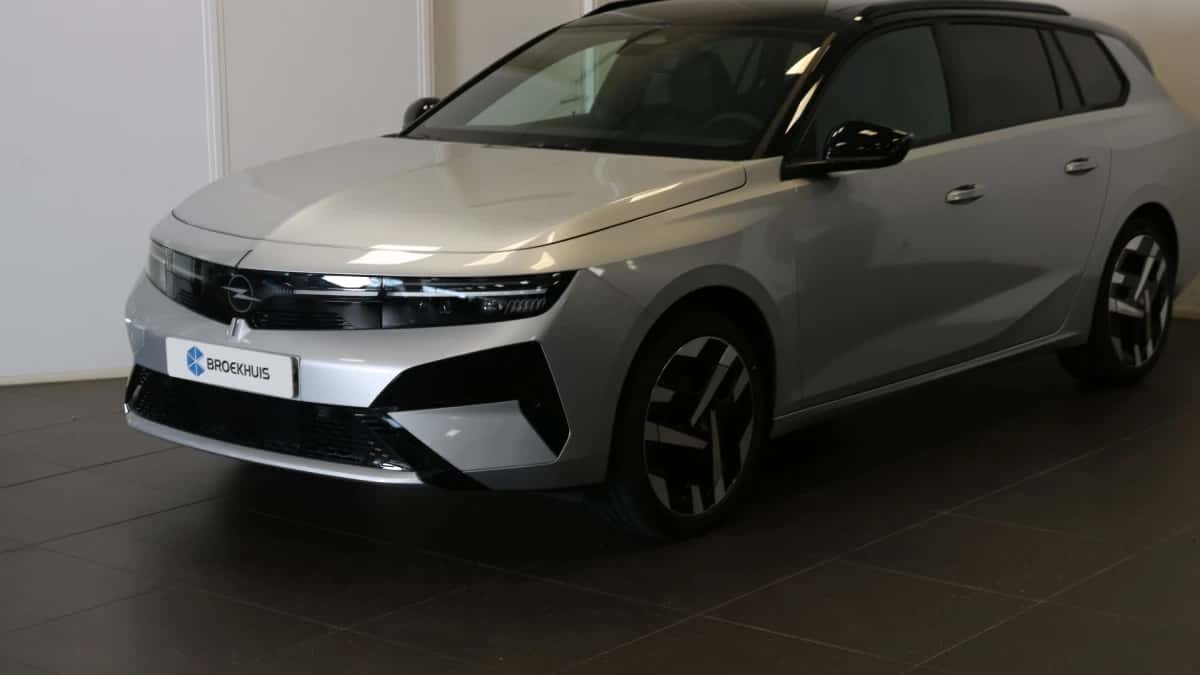 Opel Astra (2026) — foto 1