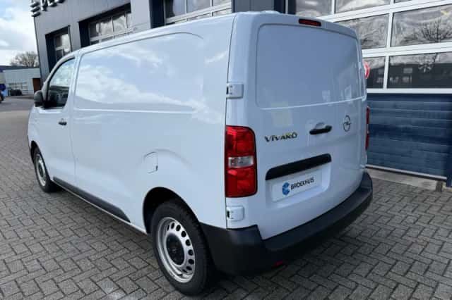 Opel Vivaro (2024) thumbnail 5