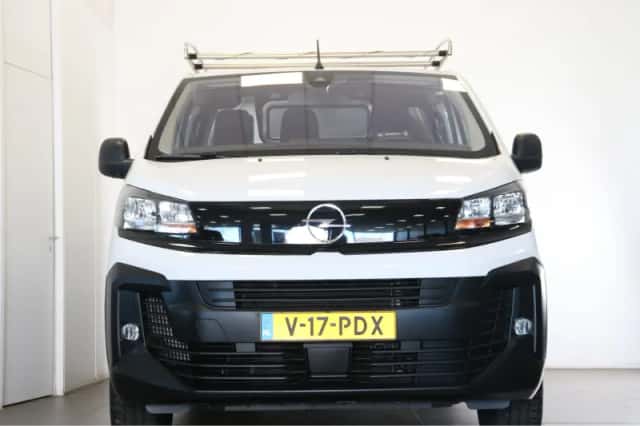 Opel Vivaro (2024) thumbnail 2