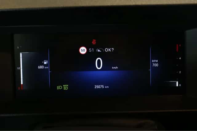 Opel Vivaro (2024) thumbnail 24