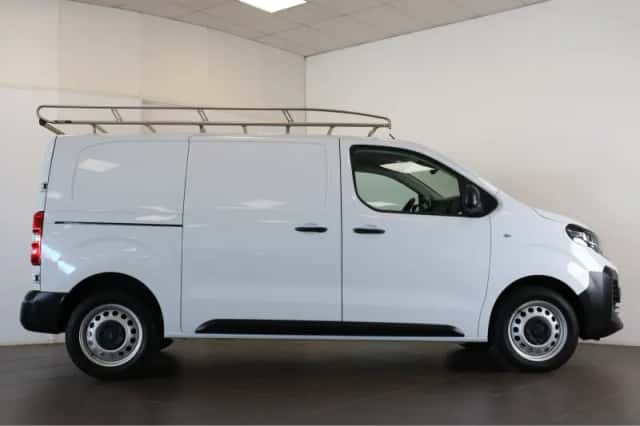 Opel Vivaro (2024) thumbnail 4