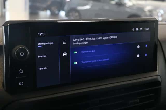 Opel Vivaro (2024) thumbnail 33