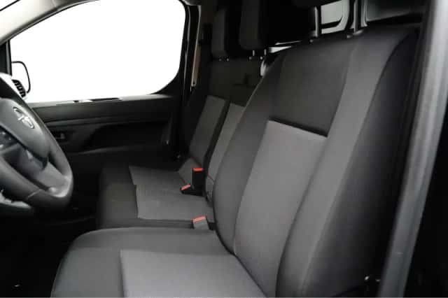 Opel Vivaro (2024) thumbnail 14