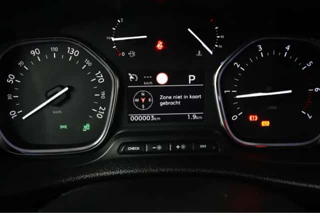 Opel Vivaro (2024) thumbnail 16