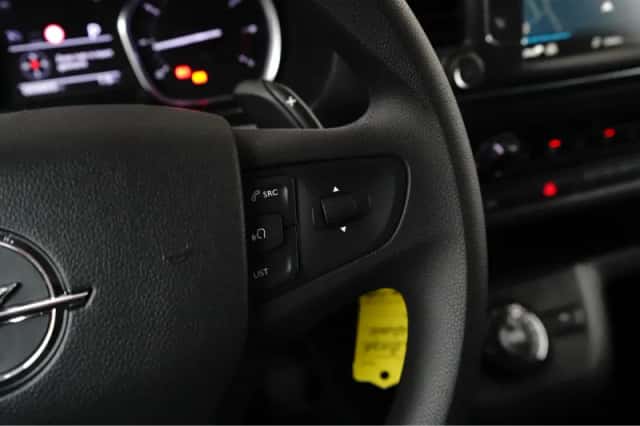 Opel Vivaro (2024) thumbnail 17