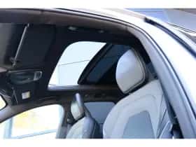 Volvo XC60 (2020) thumbnail 14