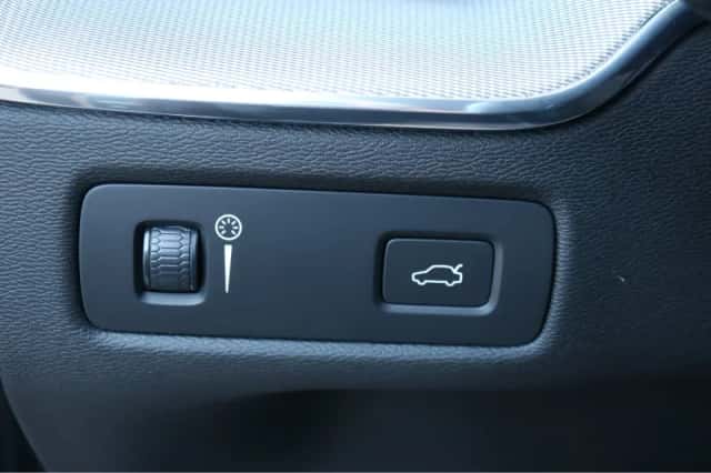 Volvo XC60 (2020) thumbnail 33