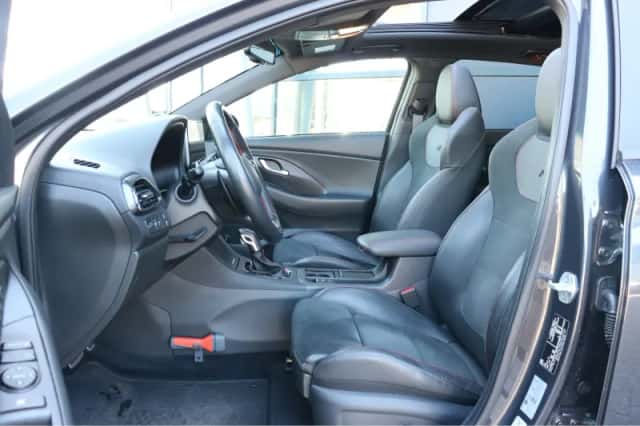 Hyundai i30 (2022) thumbnail 11