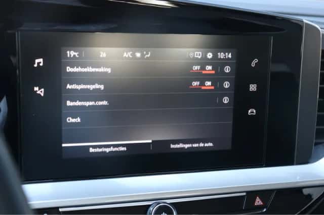 Opel Mokka (2021) thumbnail 29