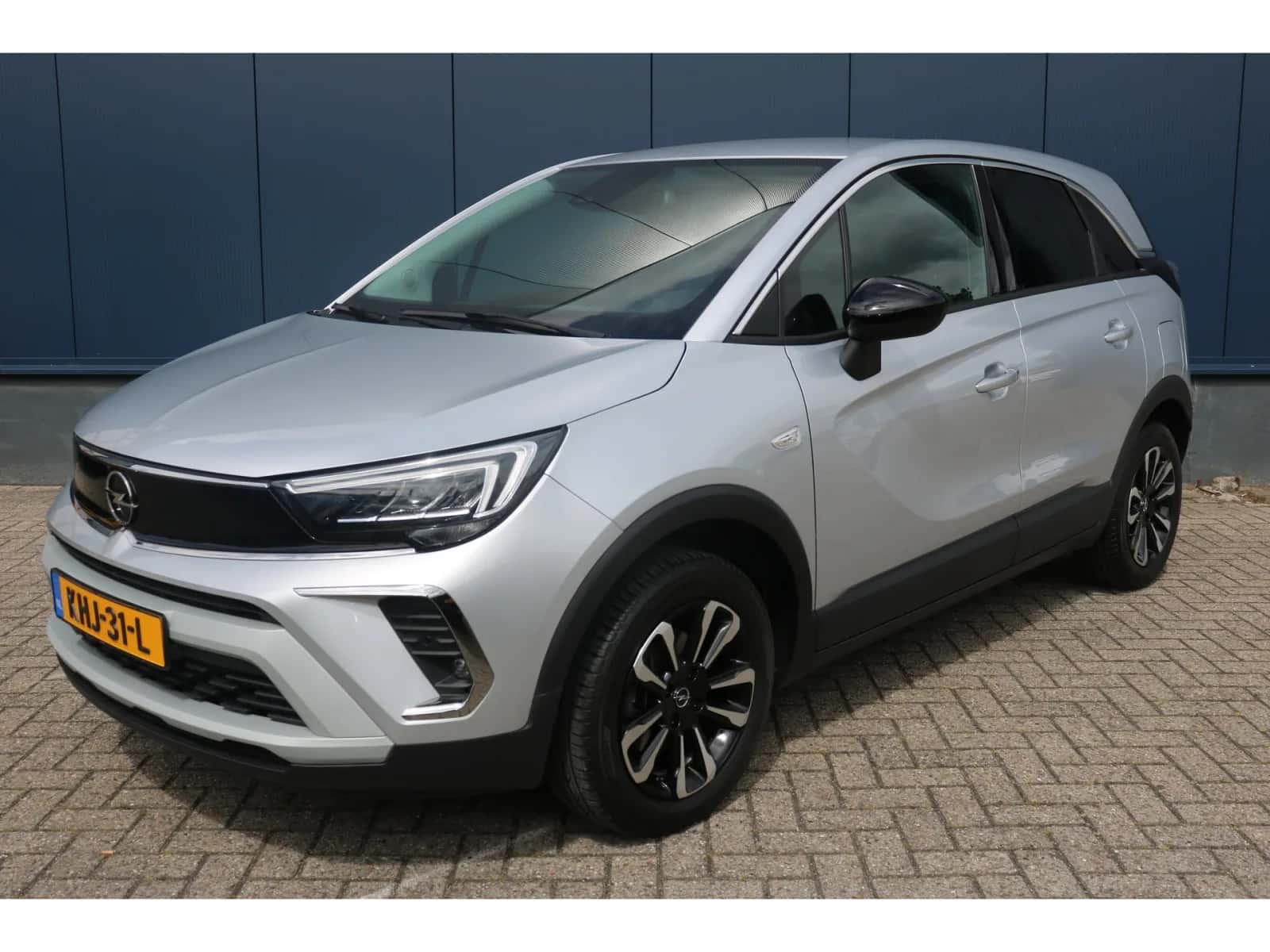 Opel Crossland (2024) — foto 1