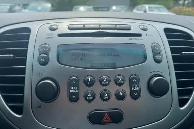 Hyundai i10 (2012) thumbnail 11
