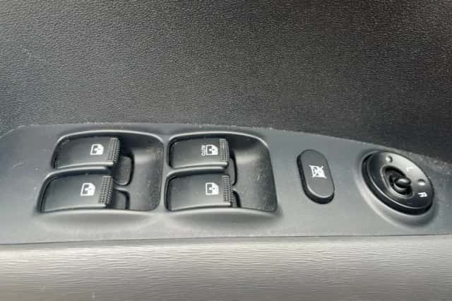 Hyundai i10 (2012) thumbnail 13