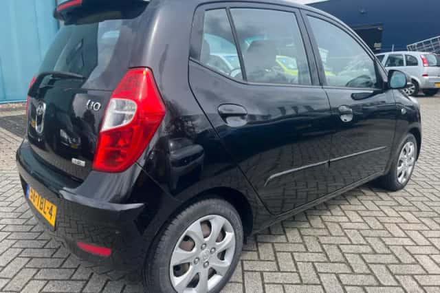 Hyundai i10 (2012) thumbnail 4