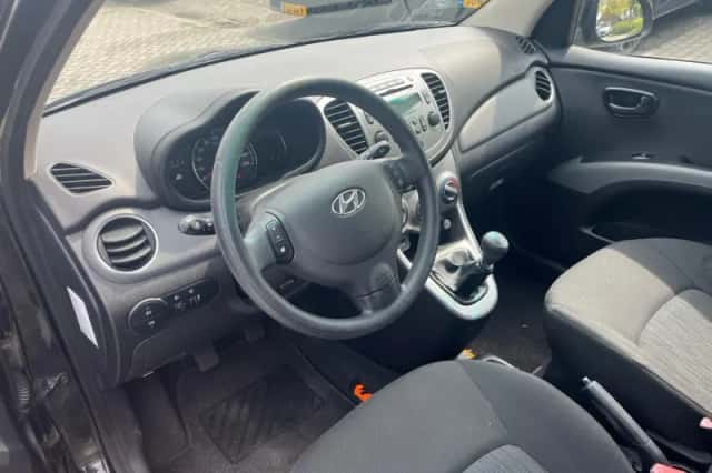 Hyundai i10 (2012) thumbnail 6