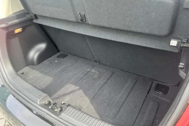 Hyundai i10 (2012) thumbnail 9