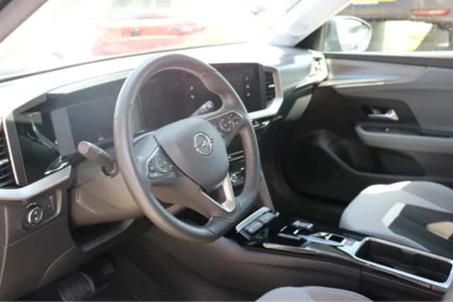 Opel Mokka-e (2022) thumbnail 8