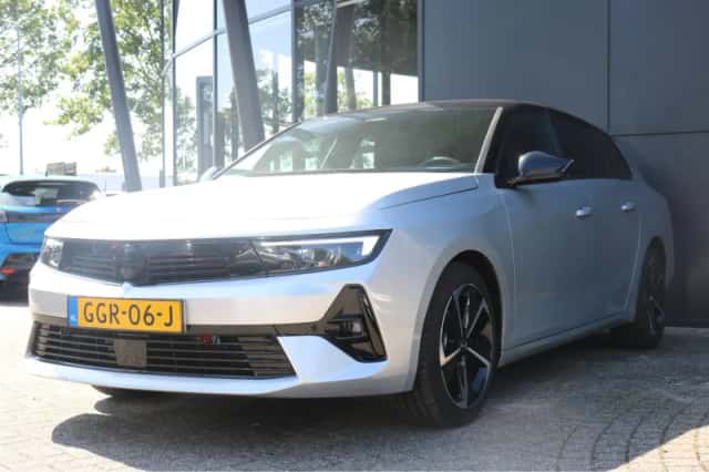 Opel Astra Sports Tourer (2024) thumbnail 1