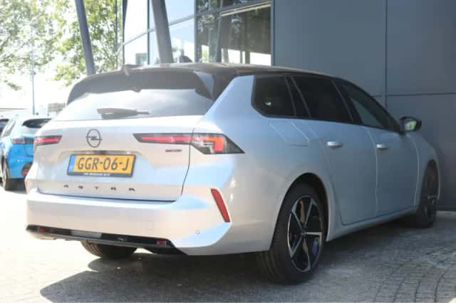 Opel Astra Sports Tourer (2024) thumbnail 6