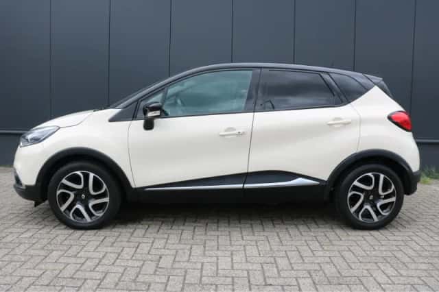 Renault Captur (2015) thumbnail 3