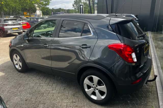 Opel Mokka (2018) thumbnail 4