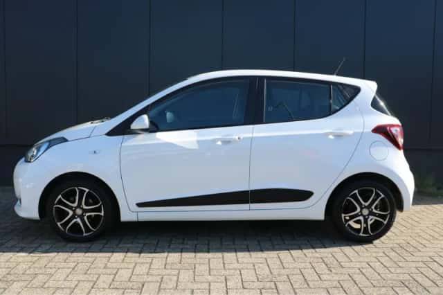 Hyundai i10 (2020) thumbnail 4